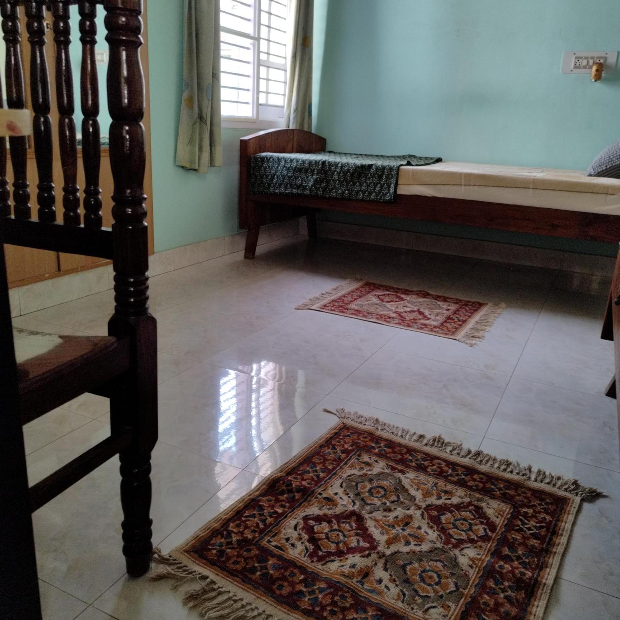 Mahadimane - Spacious House With 3 Bed Rooms ไมซอร์ ภายนอก รูปภาพ