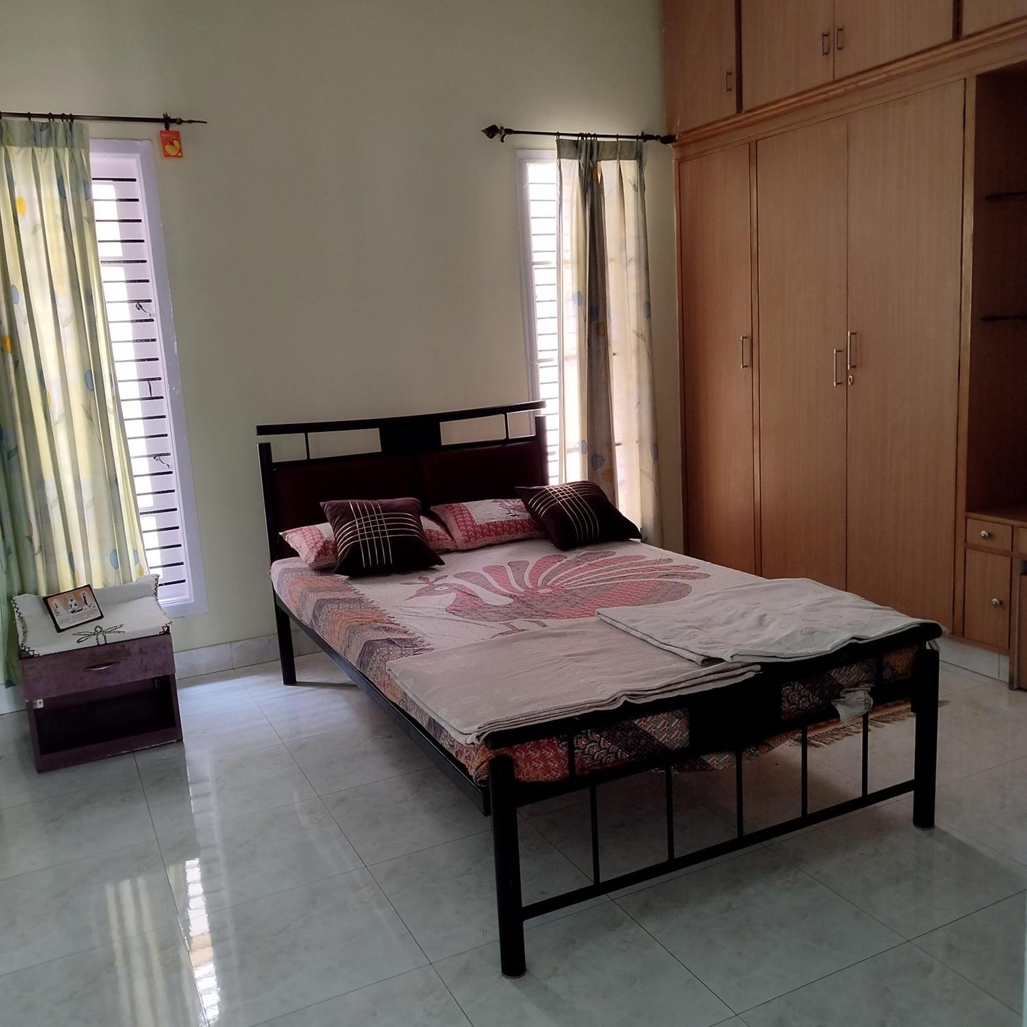 Mahadimane - Spacious House With 3 Bed Rooms ไมซอร์ ภายนอก รูปภาพ